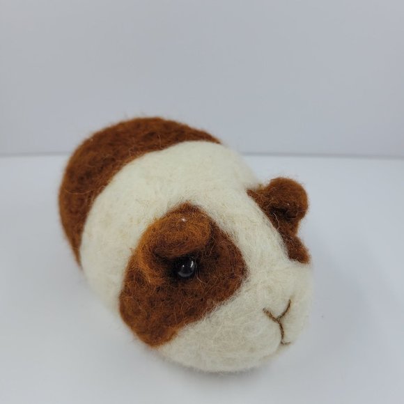 Guinea pig /Needle felted Guinea pig/ Soft Stuffed Cute / Peruvian Stuffed Guine - Picture 9 of 10
